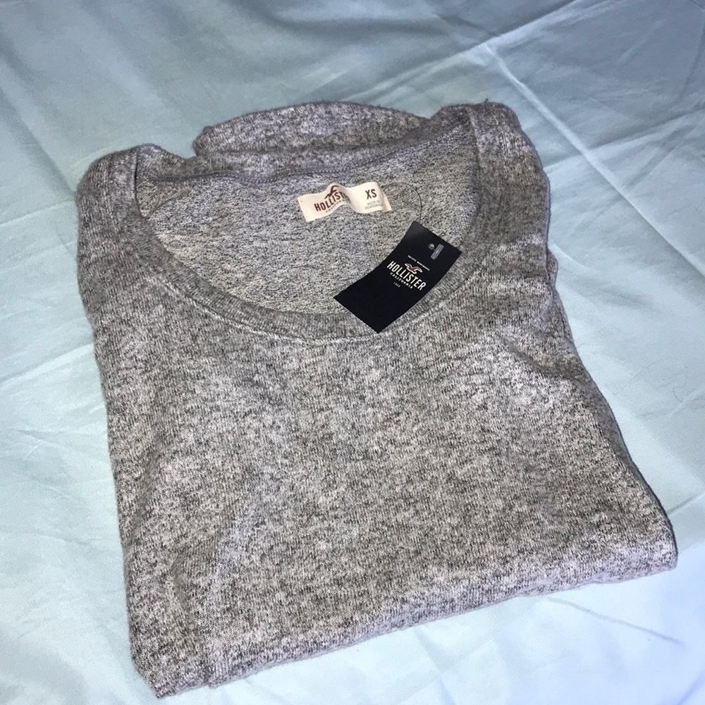 Grey Hollister sweater